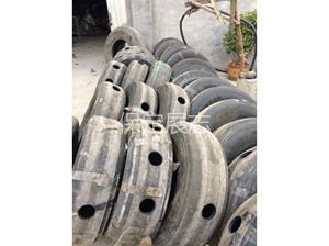 护舷轮胎加工 (1)